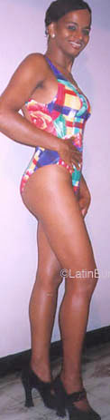 Date this sultry Colombia girl Janelly from Cali C9327