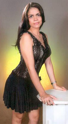 Date this athletic Colombia girl Andrea from Barranquilla C9536