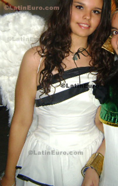 Date this stunning Mexico girl Mariana from Tehuacan N-1032