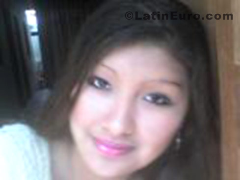 Date this voluptuous Peru girl Janeth from Lima N-1052
