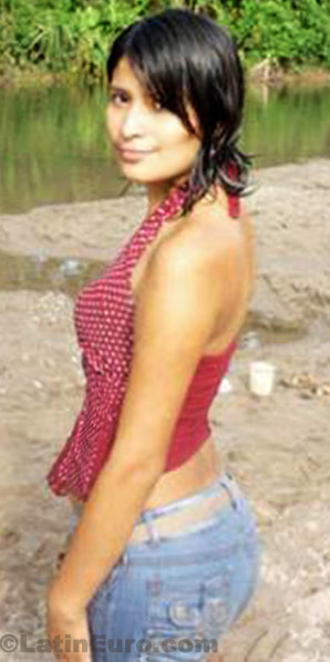 Date this gorgeous Peru girl Ana from Lima N-1286