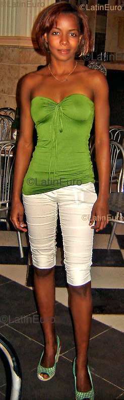 Date this cute Dominican Republic girl Ana from Santo Domingo N-147