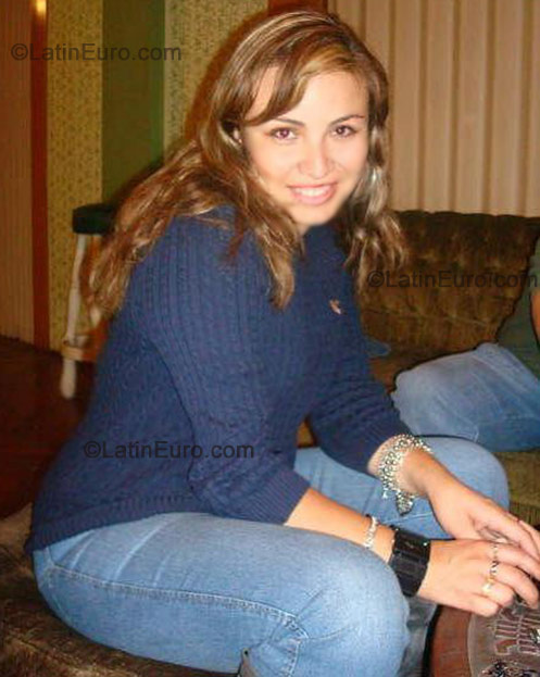 Date this happy Peru girl Melissa- from Arequipa N-1517