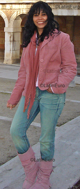 Date this gorgeous Spain girl Zeny from  N-153