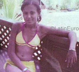 Date this voluptuous Dominican Republic girl Any from Santiago N-154