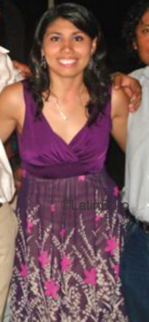 Date this beautiful Mexico girl Emma from Merida N-244