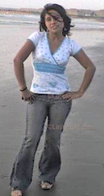 Date this sensual Peru girl Rosmery from  N-332