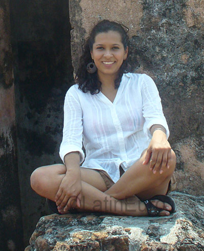 Date this nice looking Any Country girl Sofia from  N-342