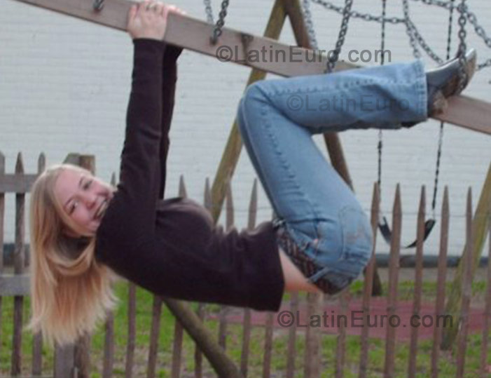 Date this young Belgium girl Jill from  N-400