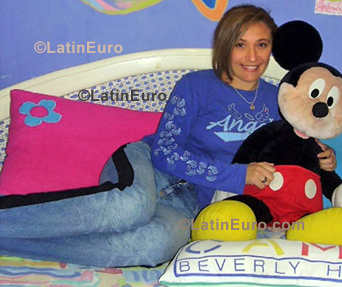 Date this charming Peru girl Carla from Ica N-457