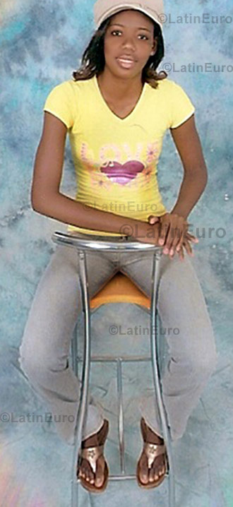 Date this funny Dominican Republic girl Julissa- from  N-483