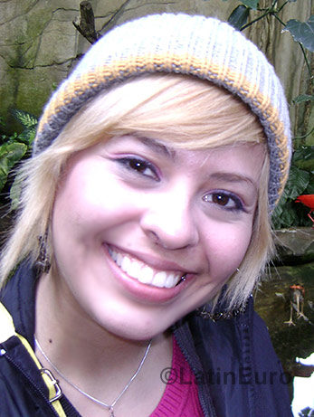 Date this pretty Mexico girl Martha from Matamoros N-709