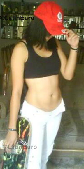 Date this hard body Mexico girl Elsa from Mexicana N-724