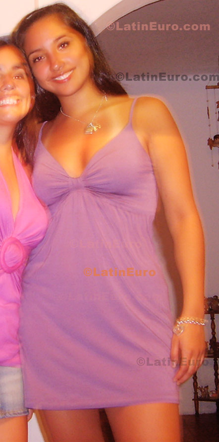 Date this delightful Peru girl Carla from Lima N-837
