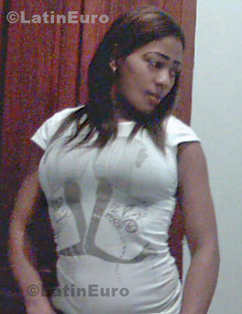 Date this passionate Dominican Republic girl Rosangela from San Pedro de Macoris N-923