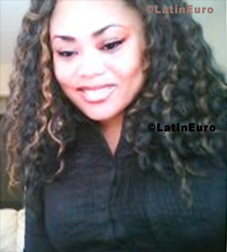 Date this happy Any Country girl Olivia from Nicosia N-986