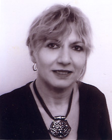 Date this nice looking France girl Viviane from  N1046