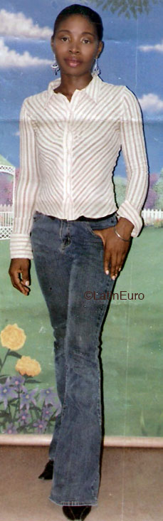 Date this tall Honduras girl Georgina from San Pedro Sula N1379