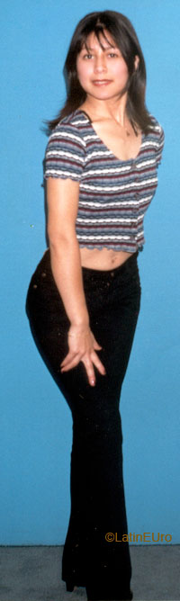 Date this voluptuous Peru girl Claudia from Lima N1626