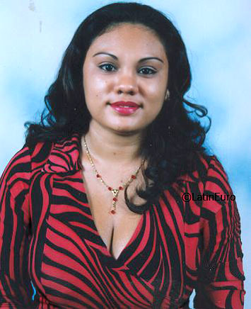 Date this passionate Honduras girl Glenis from La Ceiba N1695