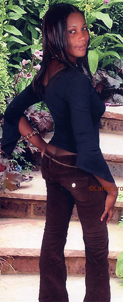 Date this charming Jamaica girl Shelly from  N2053