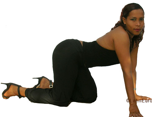 Date this sensual Any Country girl Sorielis from  N2077