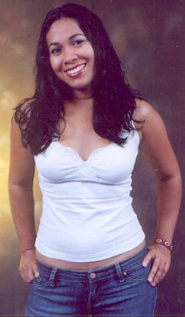 Date this good-looking Honduras girl Xiomara from La Ceiba N2399