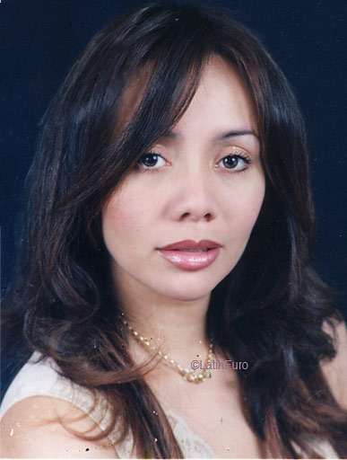 Date this nice looking Honduras girl Candy from La Ceiba N2555