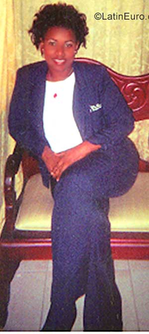 Date this happy Any Country girl Isabel from  N276