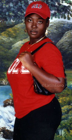 Date this nice looking Jamaica girl Kemeisha from  N2884