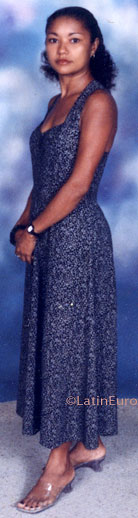 Date this foxy Honduras girl Elsa from Yoro N2943