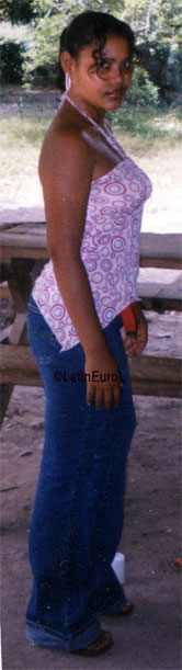 Date this good-looking Honduras girl Suyapa from La Ceiba N3083