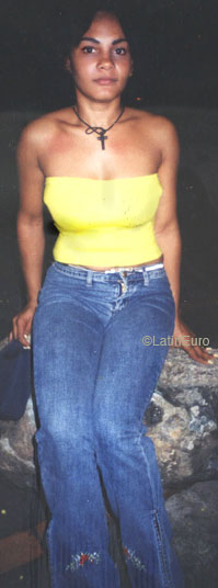 Date this happy Any Country girl Claritza from  N3097