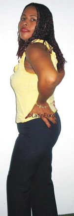 Date this athletic Any Country girl Laura from  N3163