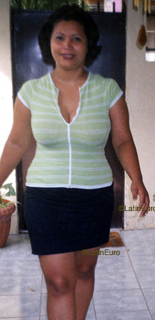 Date this charming Honduras girl Nelly from  N3255