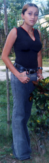 Date this sultry Honduras girl Delmis from  N3293