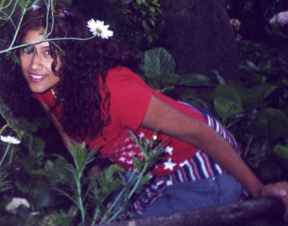 Date this attractive Peru girl Sandra from Lima N3300