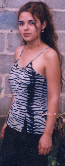 Date this good-looking Honduras girl Mayra from Danli N3363