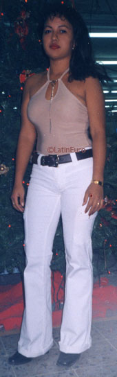 Date this athletic Honduras girl Ilda from Choloma N3378