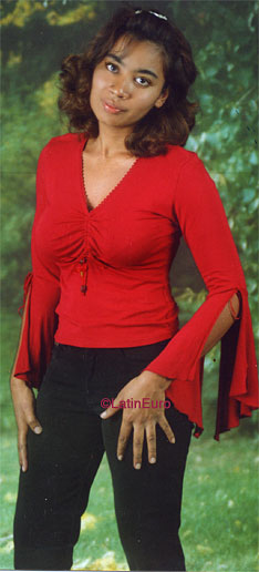 Date this foxy Trinidad and Tobago girl Susan from  N3517