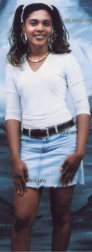 Date this young Any Country girl Louisina from  N355