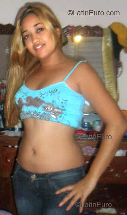 Date this foxy Any Country girl Vianka- from  N438