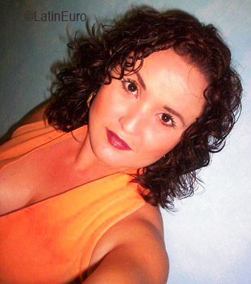 Date this hard body Mexico girl Goretty from Leon N569