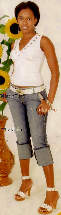 Date this funny Any Country girl Carolina from  N813