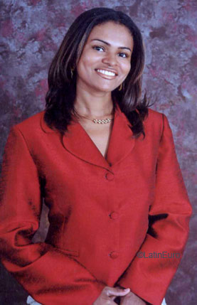 Date this beautiful Brazil girl Rosangela from PARAISO DO TOCANTINS B7479