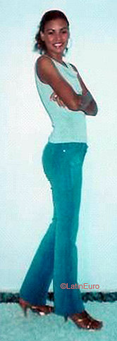 Date this voluptuous Brazil girl Elaize from CUIABA B7490