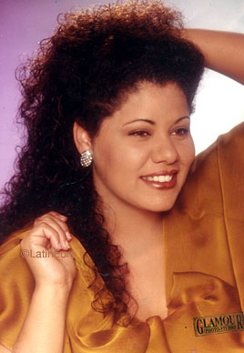 Date this charming Brazil girl Cristiane from BELO HORIZONTE B8471