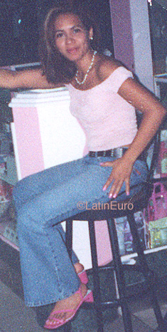 Date this gorgeous Honduras girl Gladis from Tegucigalpa N3881