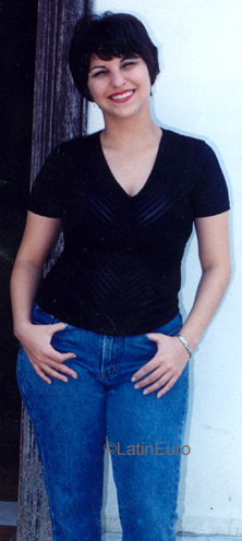 Date this cute Honduras girl Ibesya from San Pedro Sula N3858