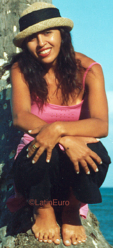 Date this stunning Brazil girl Claudia from OLINDA B9892